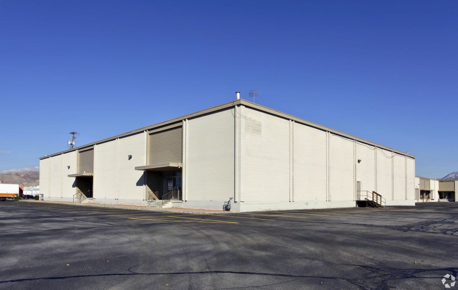 Warehouse building at 1465 and 1473 S 700 West in Salt Lake City